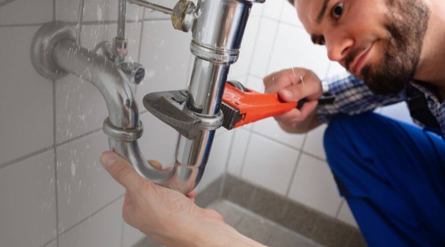Professional same day plumber services in Meyersville, TX